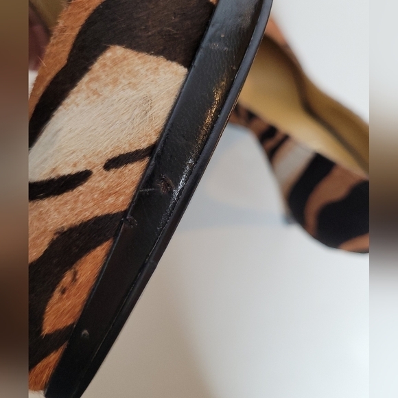 Nine West Rocha Tiger Print Almond Toe Classic Platform Pumps - Size 8 - Picture 9 of 10